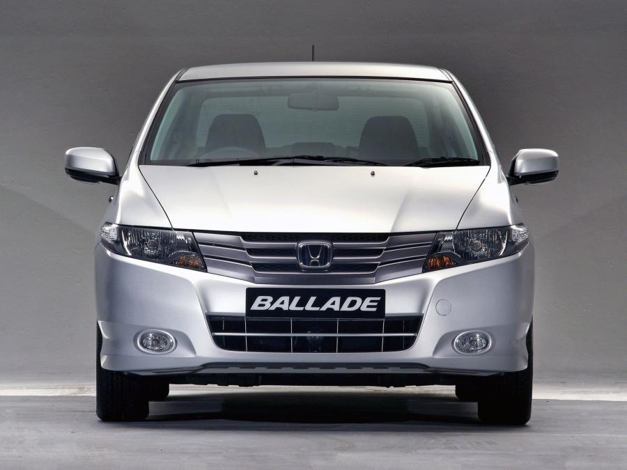  Honda Ballade 2011 года  (фото 18 из 21)